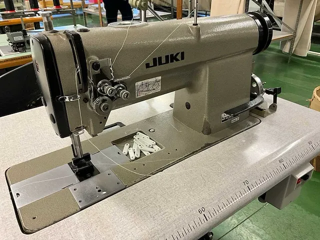 Industriële naaimachine juki lh-515 - afbeelding 4 van  13