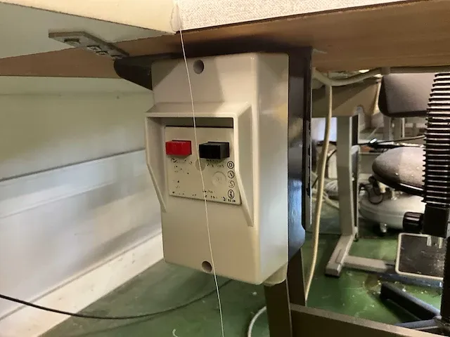 Industriële naaimachine juki mo-357 - afbeelding 4 van  12