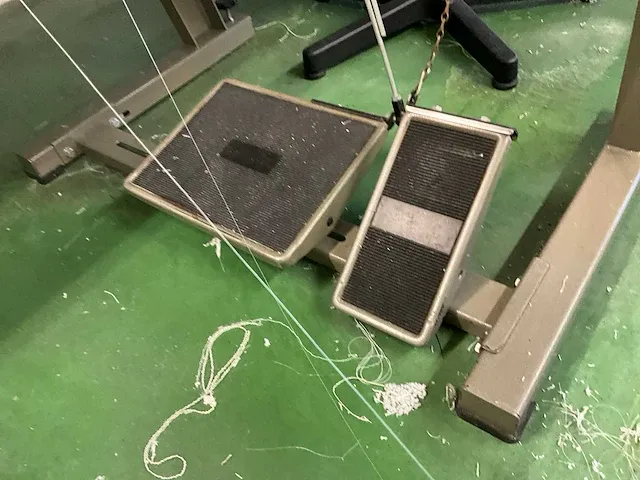 Industriële naaimachine juki mo-357 - afbeelding 7 van  12