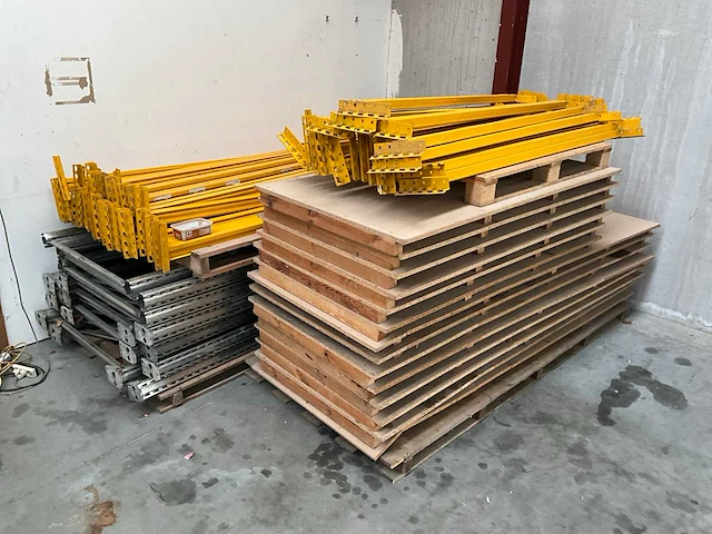 Industriële rekken (palletrek) - afbeelding 6 van  7