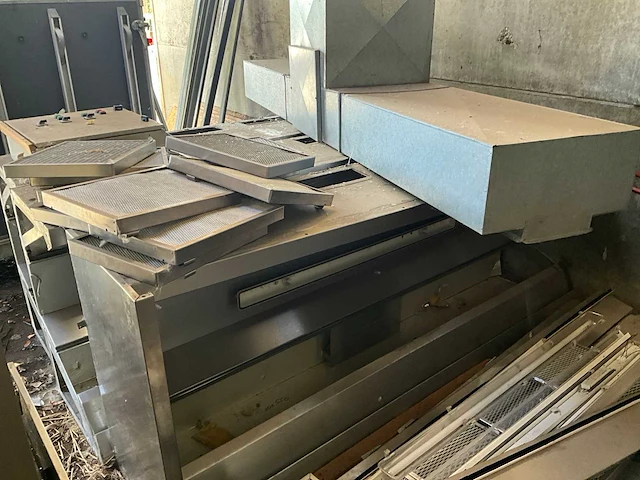 Industriële rvs afzuigkap - afbeelding 22 van  23