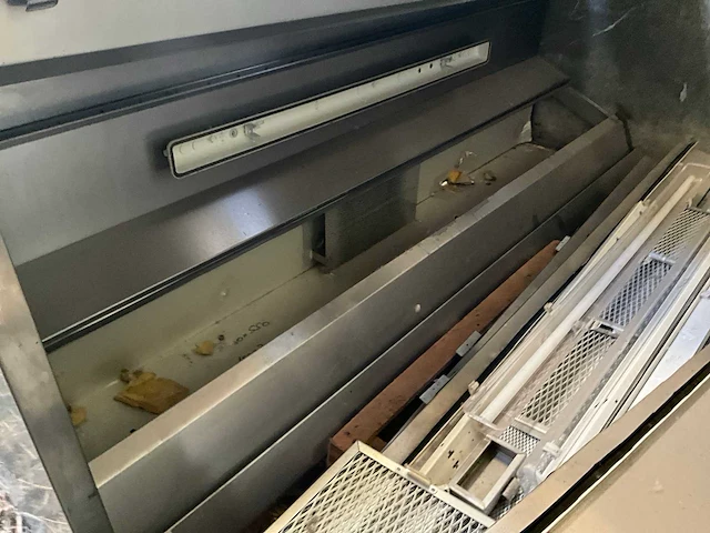 Industriële rvs afzuigkap - afbeelding 23 van  23