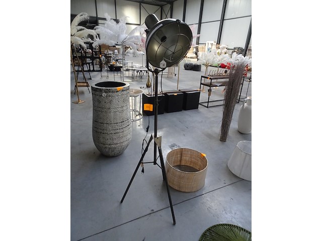 Industriële staanlamp - afbeelding 1 van  3