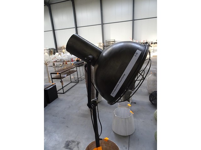 Industriële staanlamp - afbeelding 3 van  3