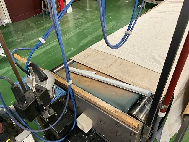 Industriële strijktafel veit - afbeelding 3 van  10