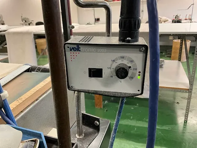 Industriële strijktafel veit - afbeelding 6 van  10