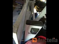 Industriële tekentafel kantelbaar met accessoires en 1 stoel van bureautafel - afbeelding 2 van  12