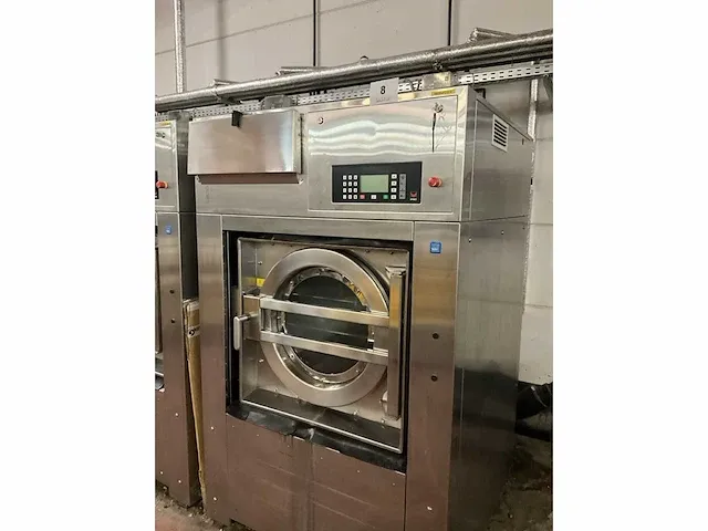 Industriële wasmachine ipso type model iy335 - afbeelding 4 van  9