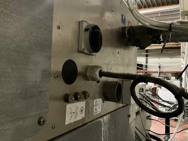 Industriële wasmachine ipso type model iy335 - afbeelding 9 van  10