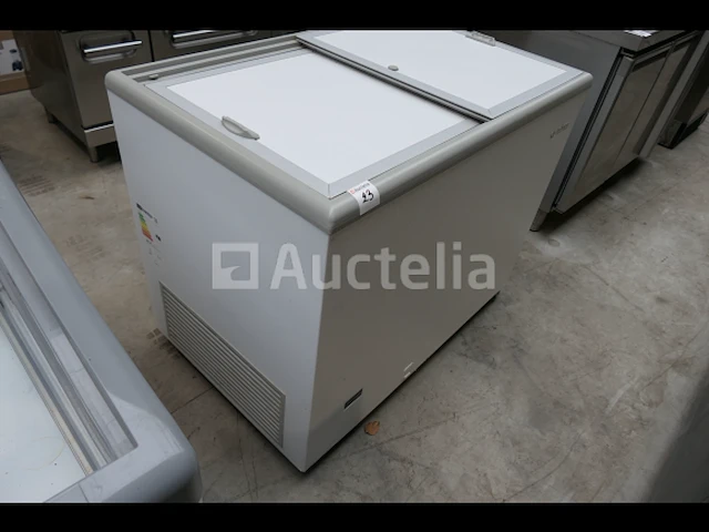 Infrico diepvrieskist met schuifdeksel hf300tcchc - afbeelding 4 van  11