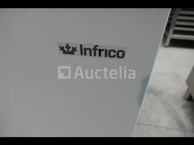 Infrico diepvrieskist met schuifdeksel hf300tcchc - afbeelding 11 van  11