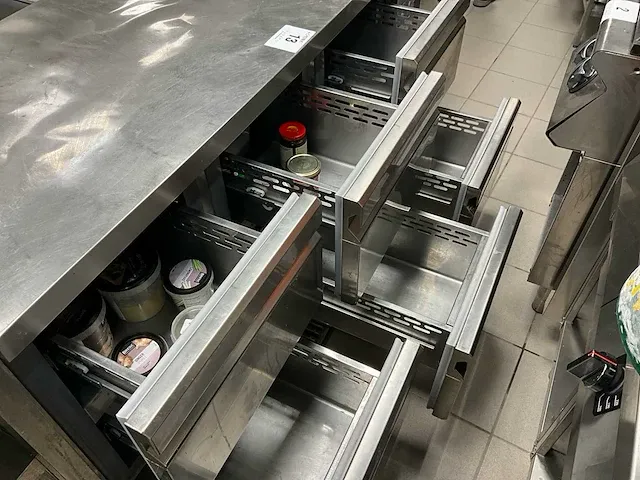 Infrico koelwerkbank met chefrek - afbeelding 2 van  4
