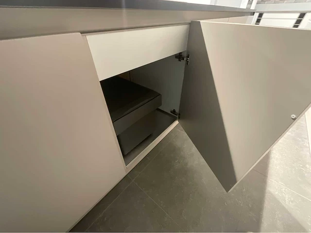 Ingerichte keuken uitgerust expo - afbeelding 5 van  23