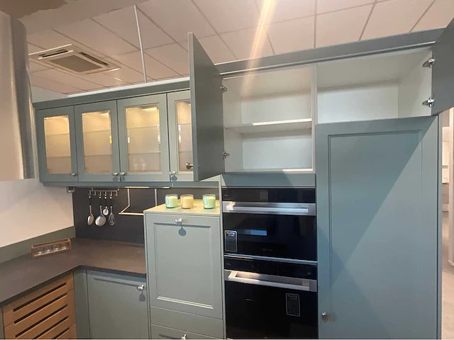 Ingerichte keuken uitgerust expo - afbeelding 6 van  29