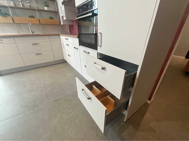Ingerichte keuken uitgerust expo - afbeelding 20 van  26