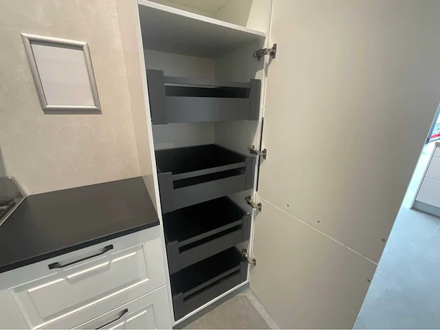 Ingerichte keuken uitgerust expo - afbeelding 18 van  34