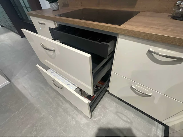 Ingerichte keuken uitgerust expo - afbeelding 26 van  26