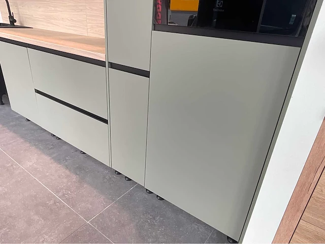 Ingerichte keuken uitgerust expo - afbeelding 23 van  24