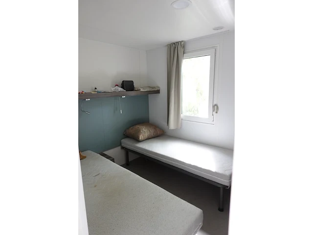 Ingerichte luxe stacaravan adria - afbeelding 19 van  19