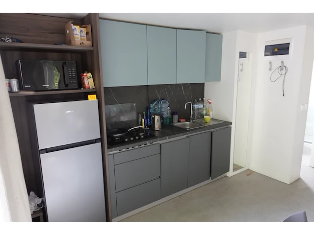 Ingerichte luxe stacaravan adria - afbeelding 6 van  19