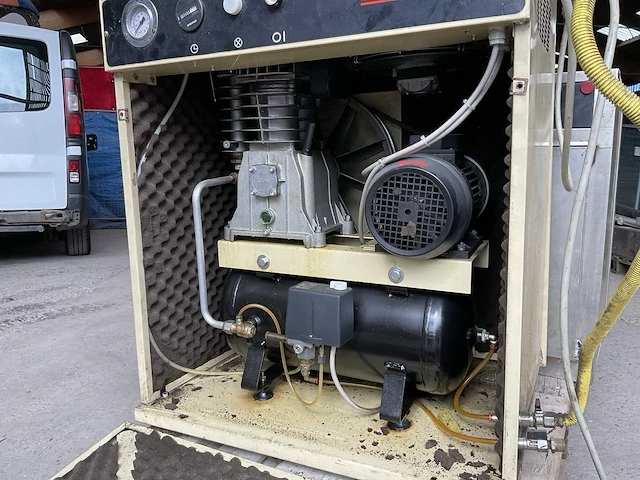 Ingersoll rand euro 20 schroefcompressor - afbeelding 3 van  5