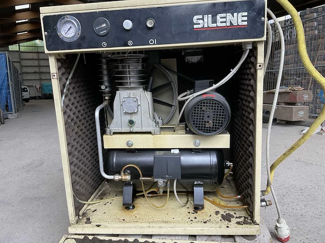 Ingersoll rand euro 20 schroefcompressor - afbeelding 4 van  5