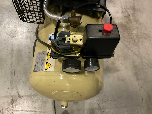 Ingersoll rand luchtcompressor - afbeelding 4 van  6