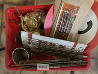 Inhoud 2 bakken divers - afbeelding 2 van  4