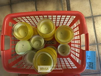 Inhoud 2 bakken divers - afbeelding 3 van  4