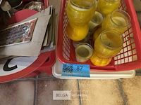 Inhoud 2 bakken divers - afbeelding 4 van  4