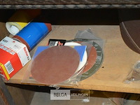 Inhoud 2 lades handmateriaal - afbeelding 1 van  4