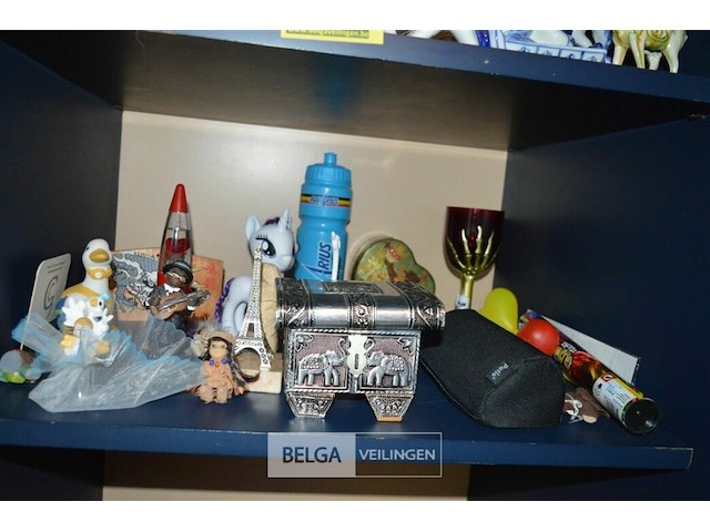 Inhoud 3 leggers partij div - afbeelding 1 van  5