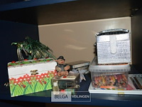 Inhoud 3 leggers partij div - afbeelding 4 van  5