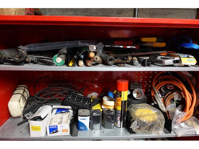 Inhoud 3x metalen kast - afbeelding 9 van  17