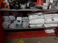 Inhoud 3x metalen kast - afbeelding 14 van  17