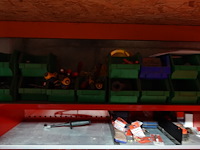 Inhoud 3x metalen kast - afbeelding 16 van  17