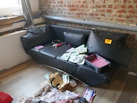 Inhoud aan meubels bovenverdieping - afbeelding 1 van  3