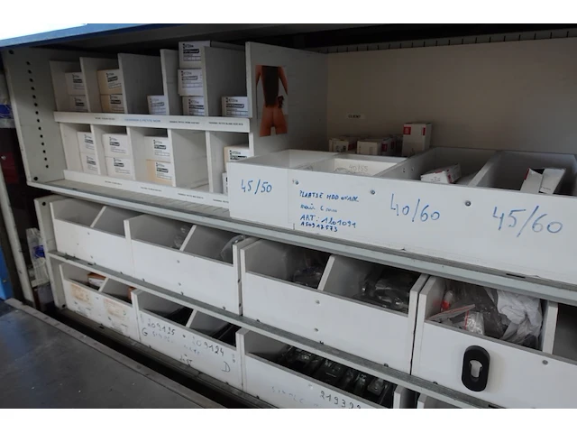 Inhoud automatisch magazijn - afbeelding 18 van  30