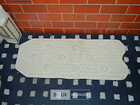 Inhoud badkamer (meubilair en bad niet inbegrepen) - afbeelding 2 van  4