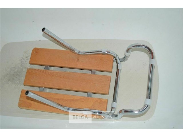 Inhoud badkamer (meubilair en bad niet inbegrepen) - afbeelding 3 van  4