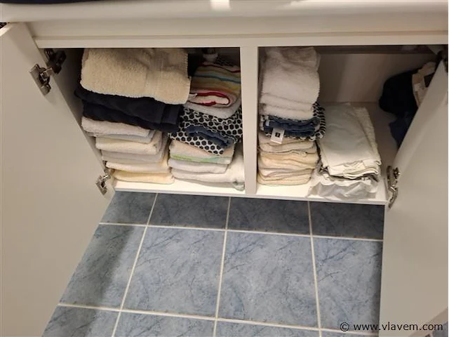 Inhoud badkamer - afbeelding 2 van  5