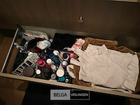 Inhoud badkamer - afbeelding 5 van  8