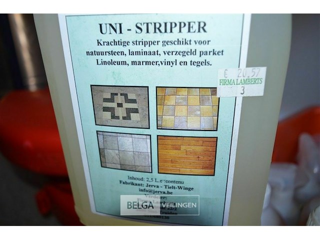 Inhoud bak div poetsprodukten - afbeelding 2 van  4