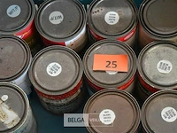 Inhoud bak diverse soorten verf - afbeelding 2 van  2