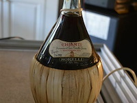 Inhoud bak met div dranken - afbeelding 2 van  3