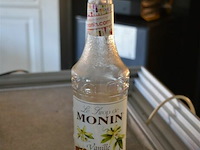 Inhoud bak met div dranken - afbeelding 3 van  3