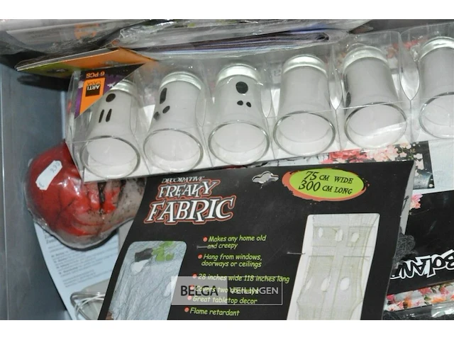 Inhoud bak partij div halloween deco - afbeelding 3 van  7