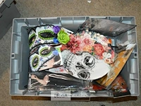 Inhoud bak partij div halloween deco - afbeelding 1 van  5
