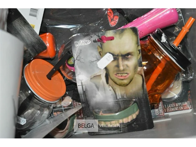 Inhoud bak partij div halloween deco - afbeelding 3 van  4