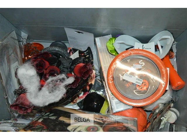 Inhoud bak partij div halloween deco - afbeelding 5 van  6